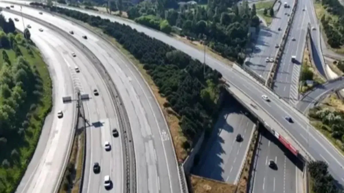 İstanbul’da trafiğe çıkanlar gözlerine inanamadı