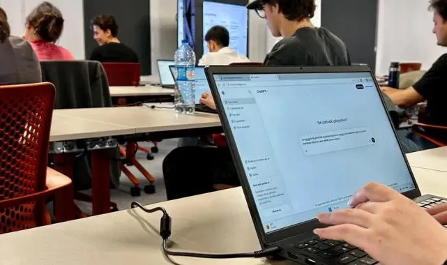 İzmir’de yapay zekânın dili çözülüyor