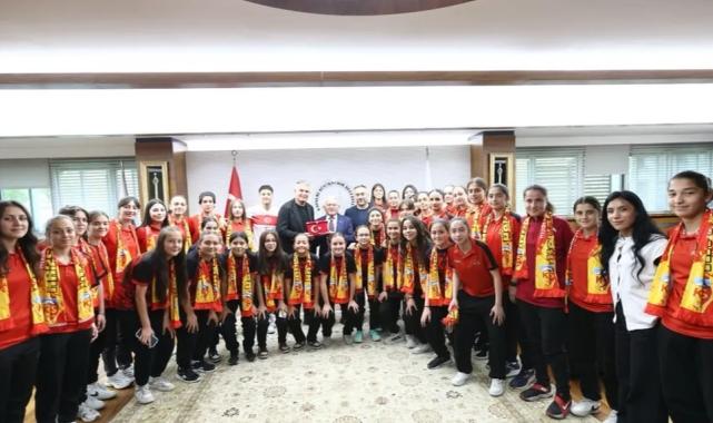 Kayseri Kadın Futbol Takımı Süper Lig’de