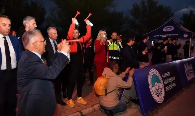 Kayseri’de Gece Koşusu coşkusu