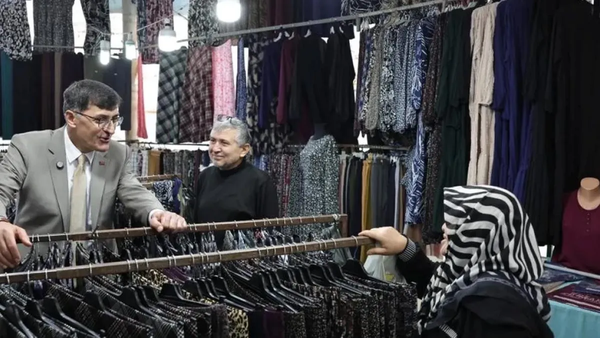 Kütahya Geleneksel Bayram Pazarı’na yoğun ilgi