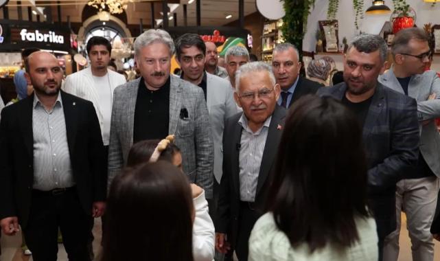 Memduh Büyükkılıç’tan Çarşı Melikgazi’ye ziyaret