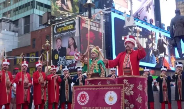 MSB Mehteran Birliği’nden Times Meydanı’nda müthiş performans