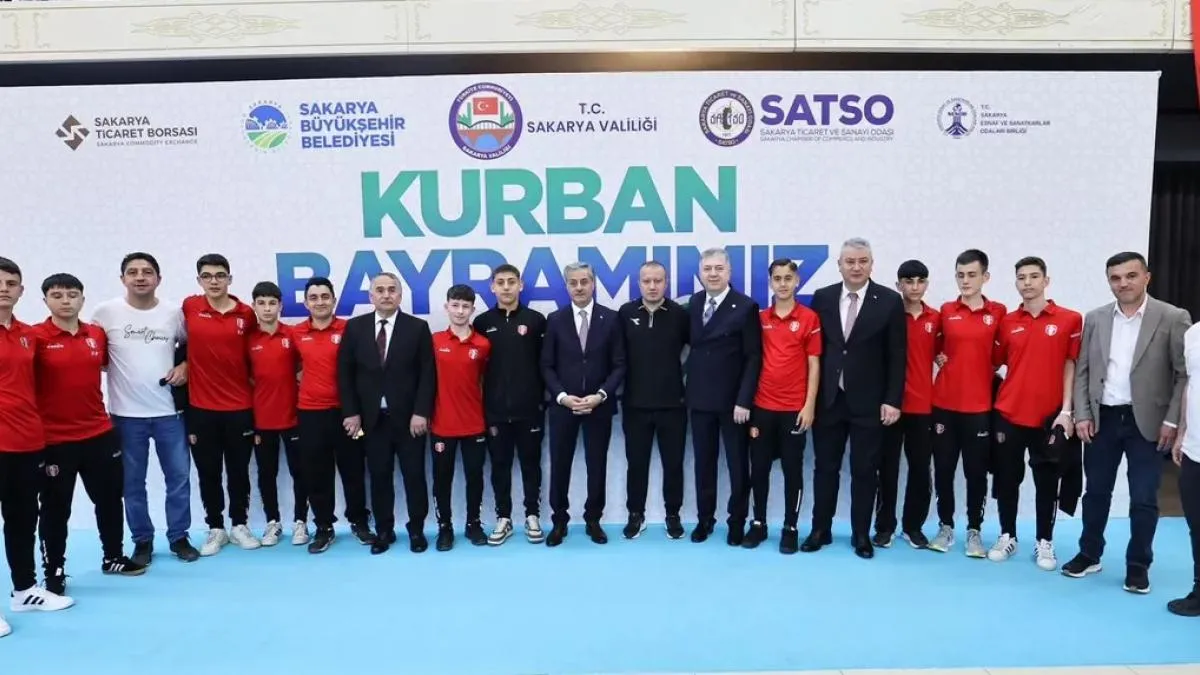 Sakarya Büyükşehir’den bayram kutlaması