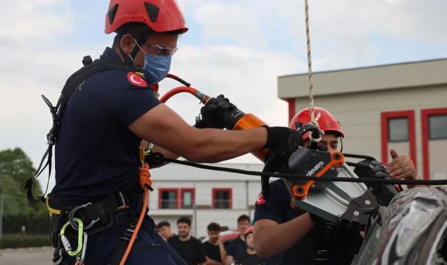 Sakarya’da geleceğin ateş savaşçıları nefes kesti