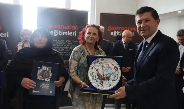 SAMEK yıl sonu sergileri Kocaali’de sürüyor