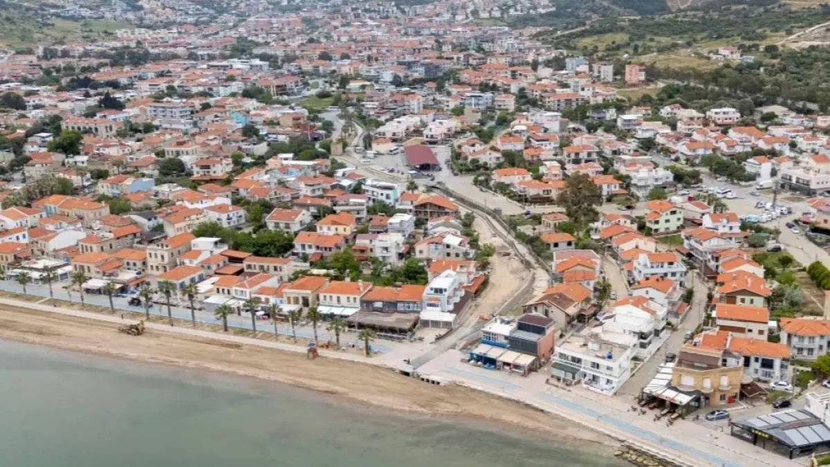 Yeni Foça’da tarihi dere yatağı güçlendiriliyor