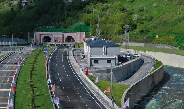Zigana Tüneli seyahat süresi 20 dakika kısaldı