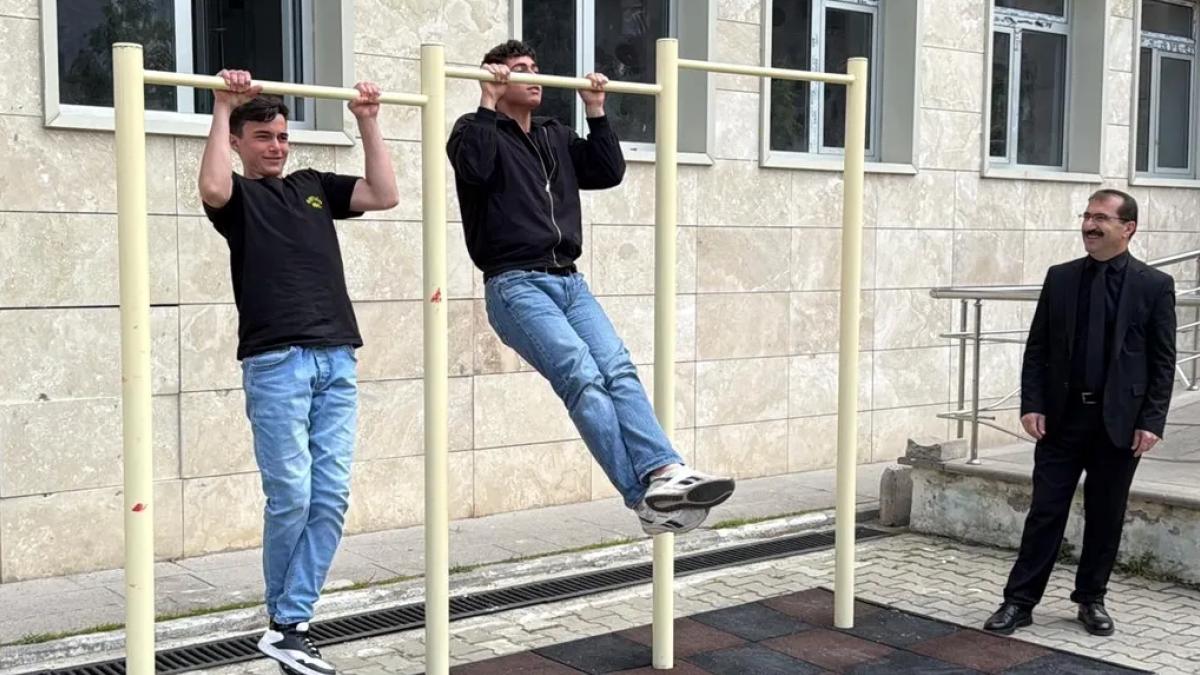 Artvin’de barfiks istasyonları okullara kuruluyor
