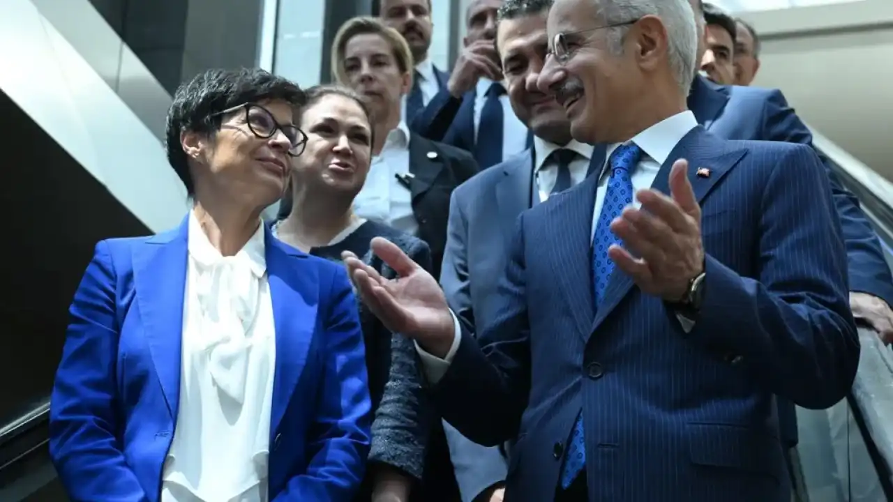 Bakan Uraloğlu: Demiryolu yük taşımacılığımızı daha rekabetçi hale getirecek kazanımlar elde ettik