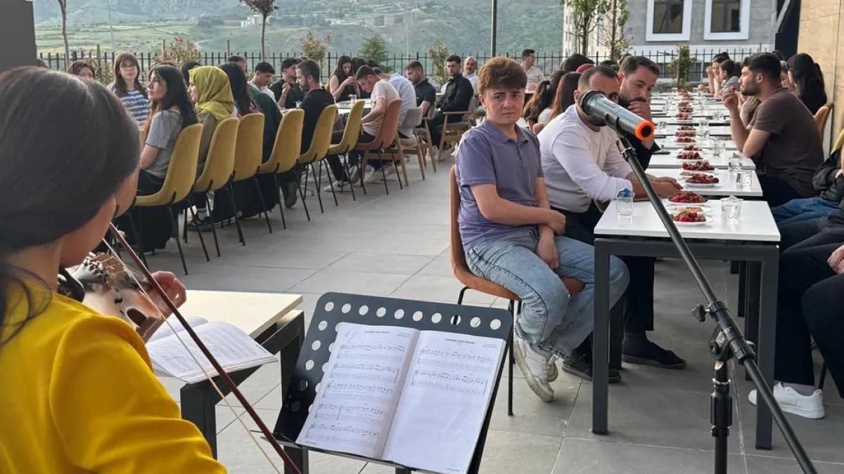Batman Sason’da gençler YKS öncesi moral buldu