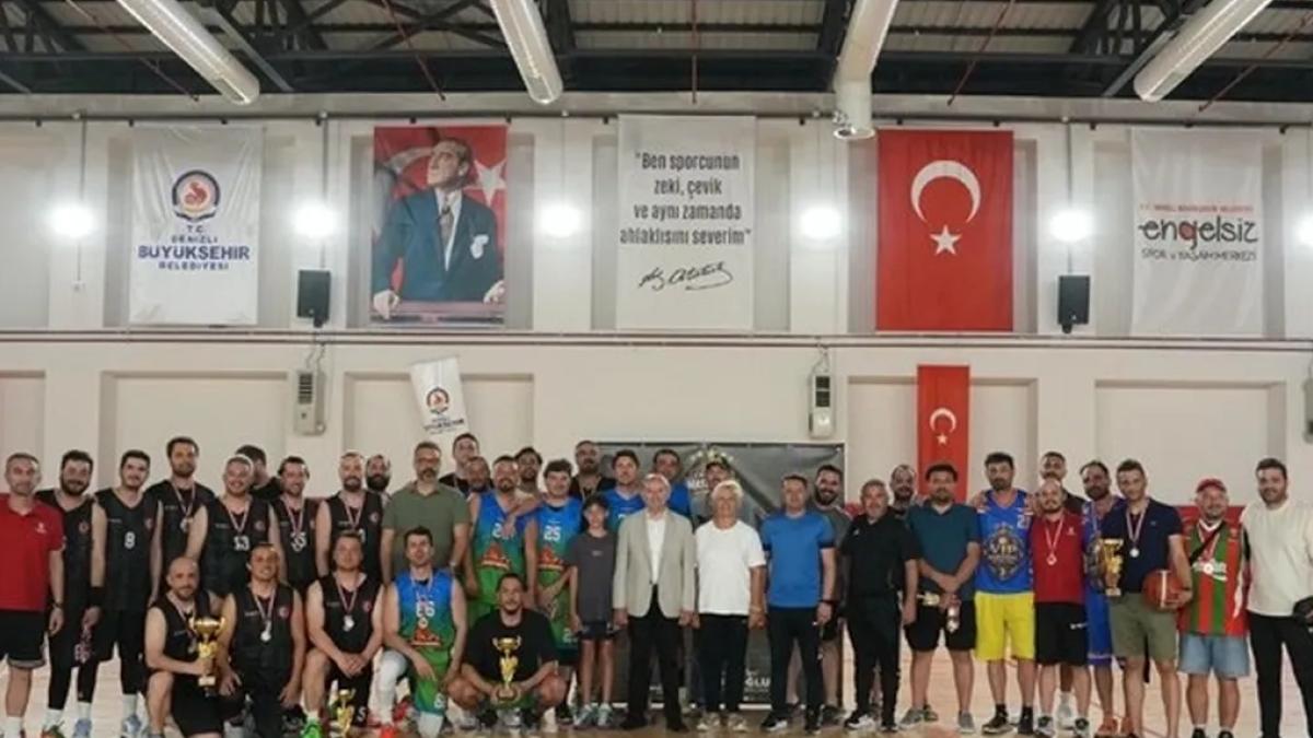 Denizli Büyükşehir Master Cup +35’te kupalar sahiplerini buldu