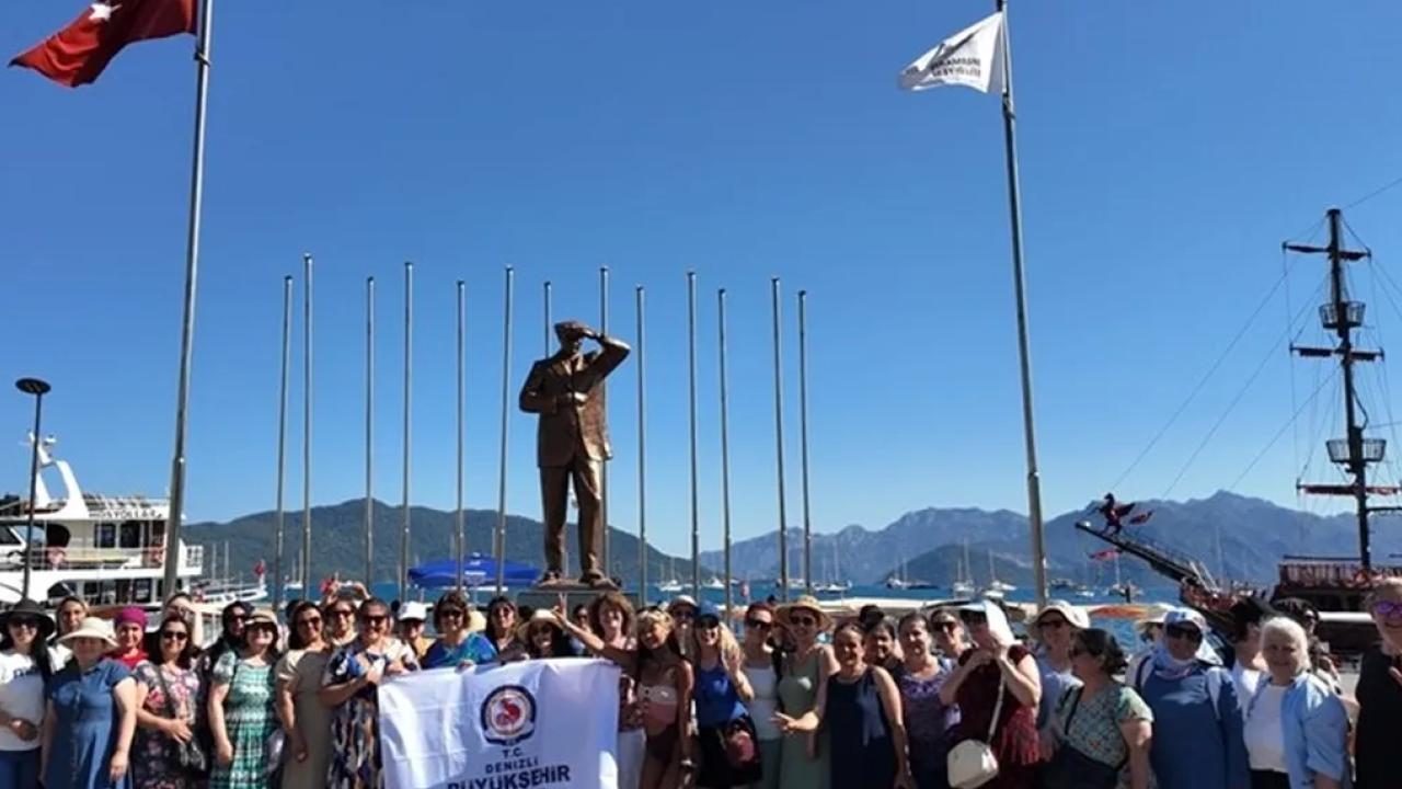 Denizli’de “Yüzme Bilmeyen Kadın Kalmasın” projesi büyüyor
