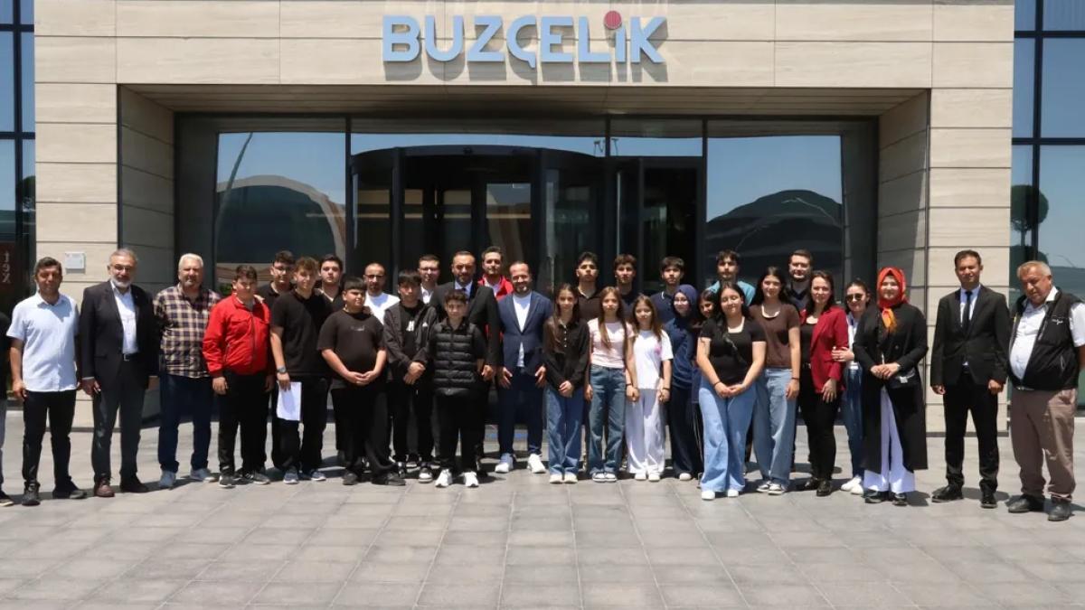 Eğitimden istihdama giden yolda güçlü iş birliği