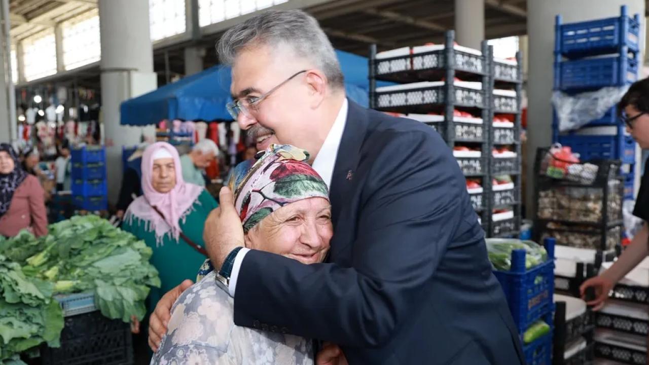 Gebze’de Mevlana Kapalı Pazar Yeri’nde gönül buluşması