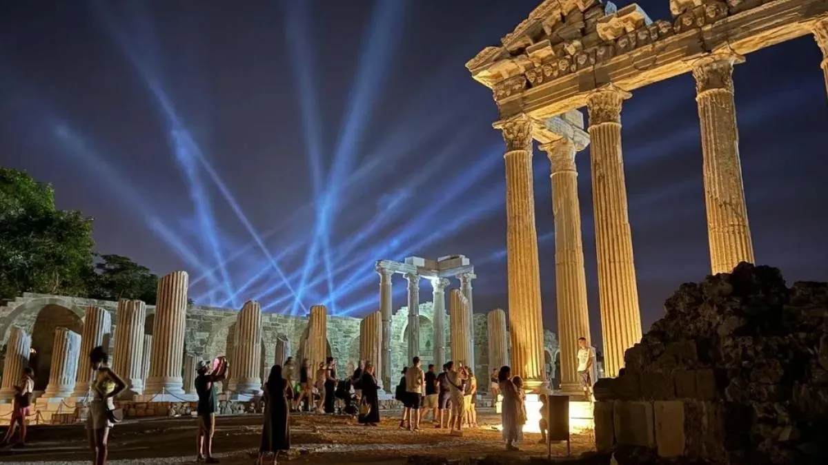Gece müzeciliğinde yeni sezon… 20 müze ve ören yeri gece ziyarete açıldı