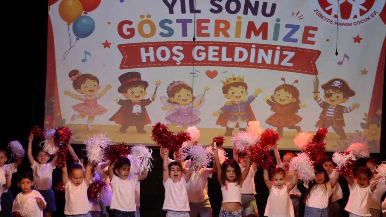 İstanbul’da Maltepe Belediyesi’nin kreşlerinde yılsonu heyecanı