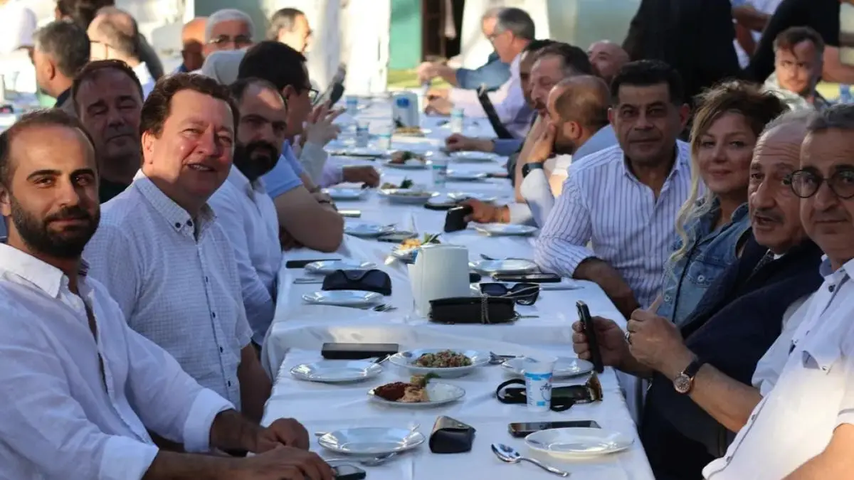 İzmir’in ortak vicdanı 166. kez aynı masada buluştu