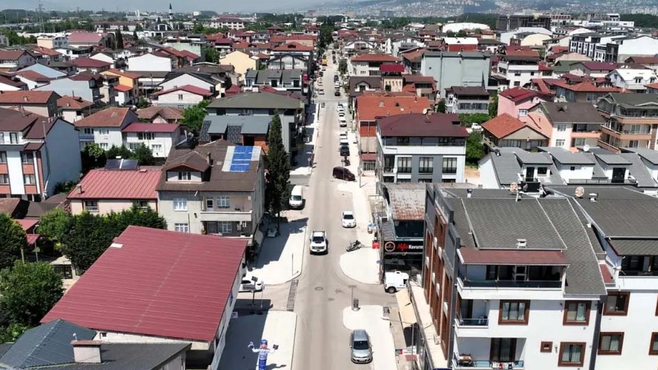 Kartepe’de 3 mahallenin yolları yenileniyor