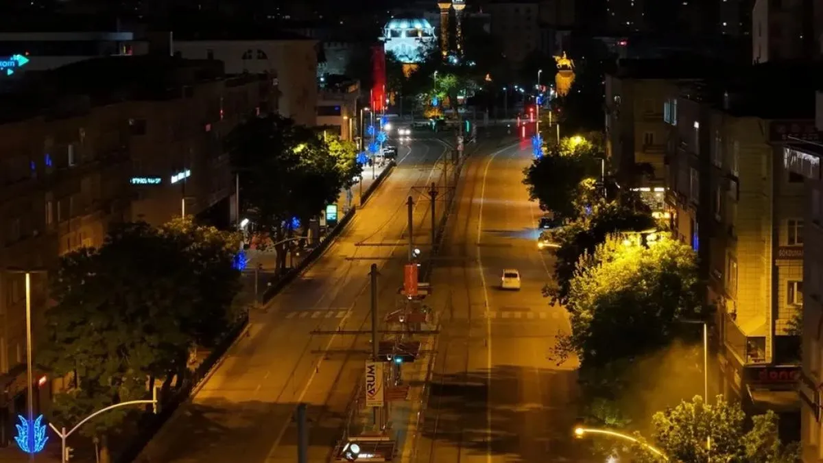 Kayseri Büyükşehir’de gece mesaisi