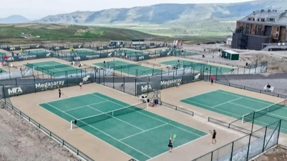 Kayseri Erciyes’te Dünya Tenis Turu heyecanı