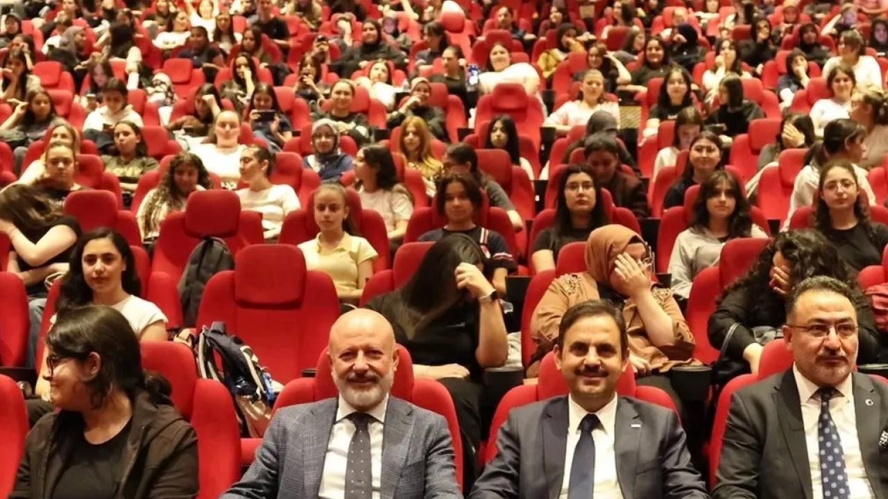 Kayseri Kocasinan’dan gençlere sosyal aktivite