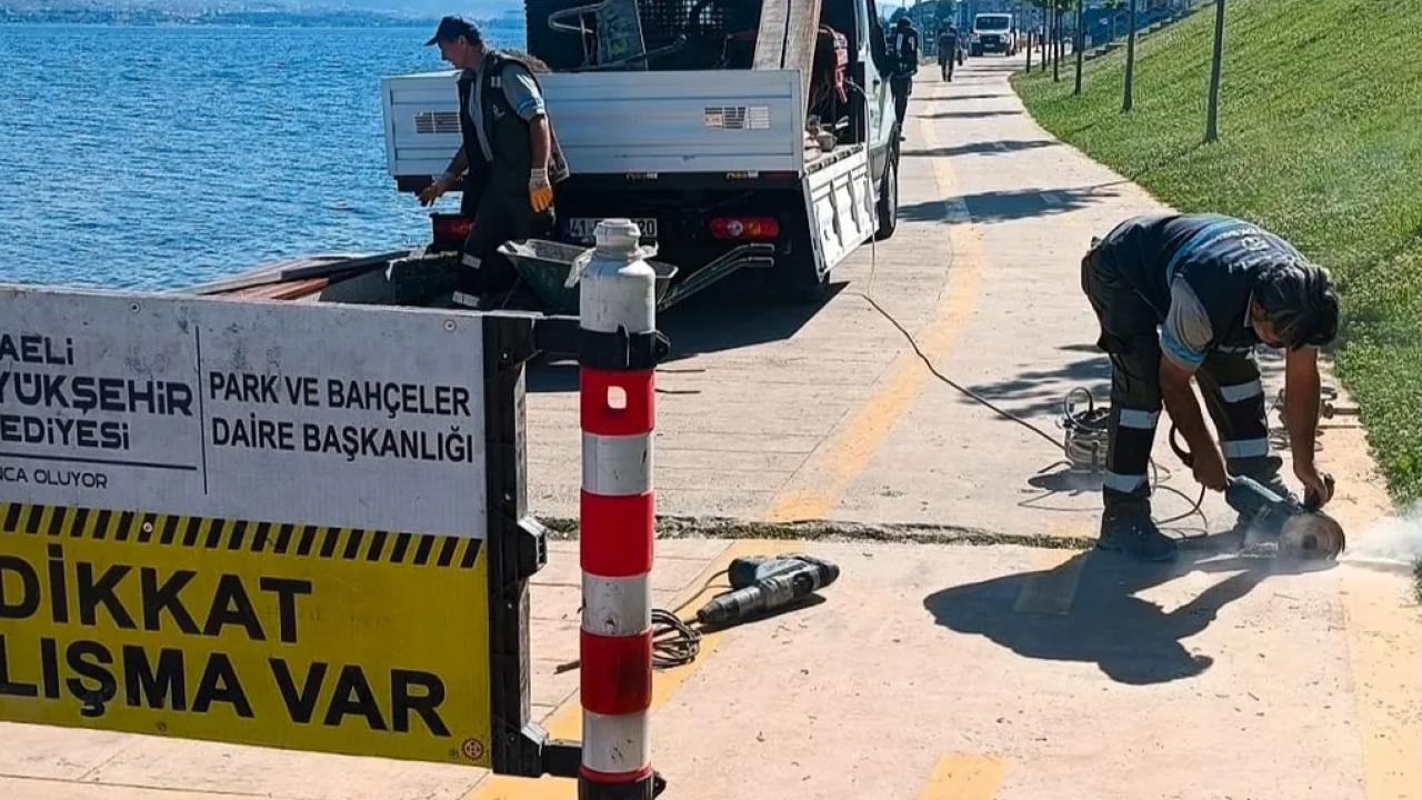 Kocaeli Büyükşehir bakım onarımı Değirmendere’de sürdürüyor
