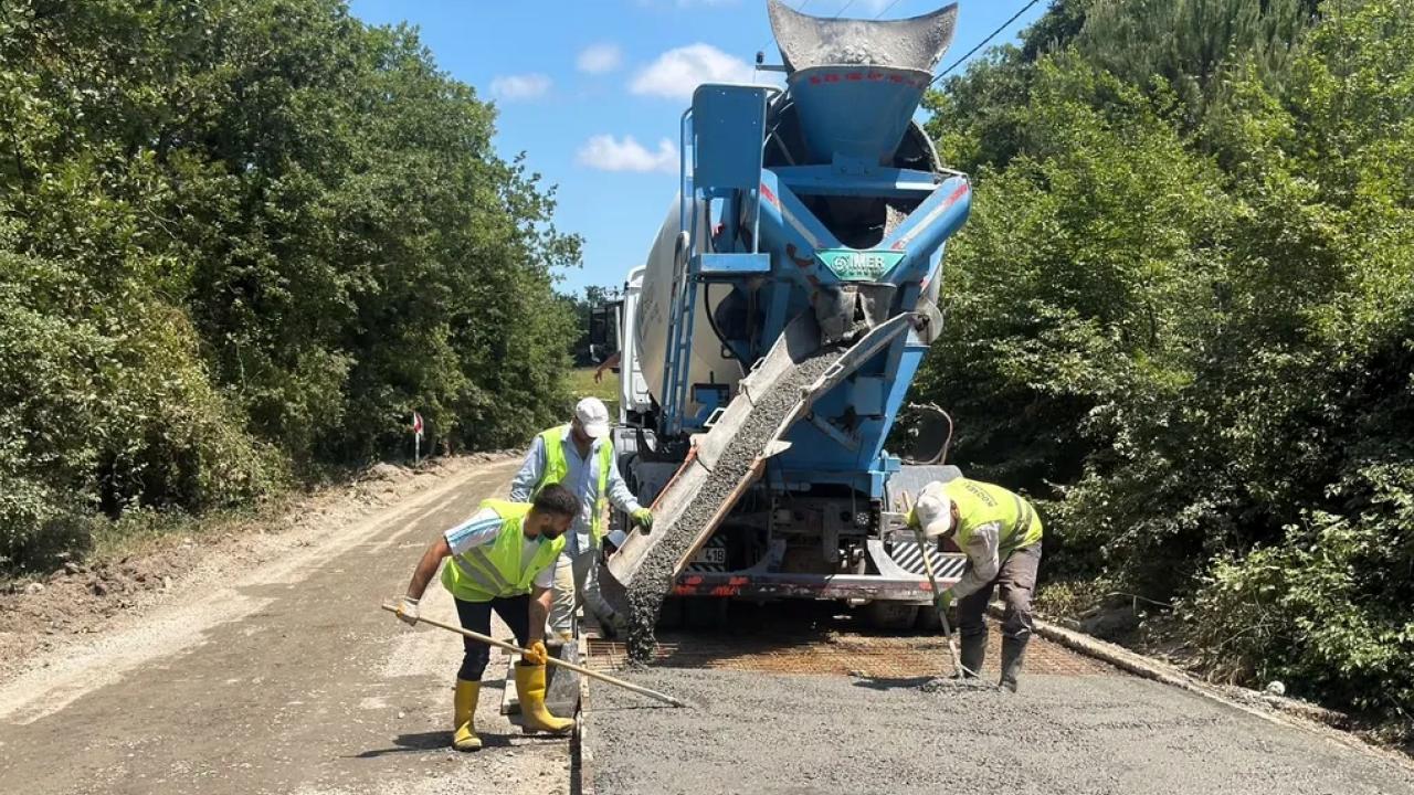 Kocaeli Gebze’de beton yol onarımı başladı
