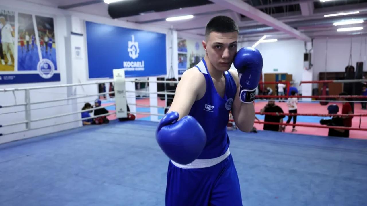 Kocaeli Kağıtspor’un boksa kazandırdığı iki yetenek