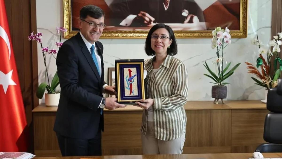 Kütahya Belediyesi’nden Uşak çıkarması