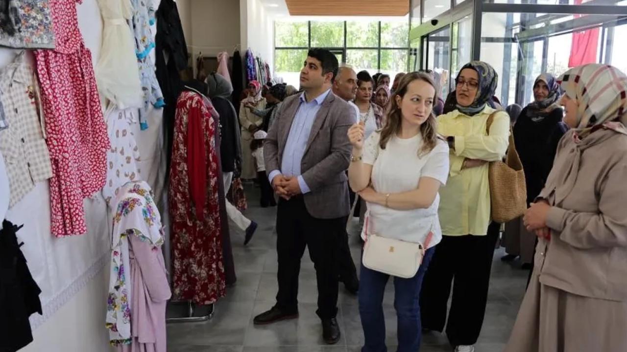 Kütahya’da bir yıllık emekler sergilendi