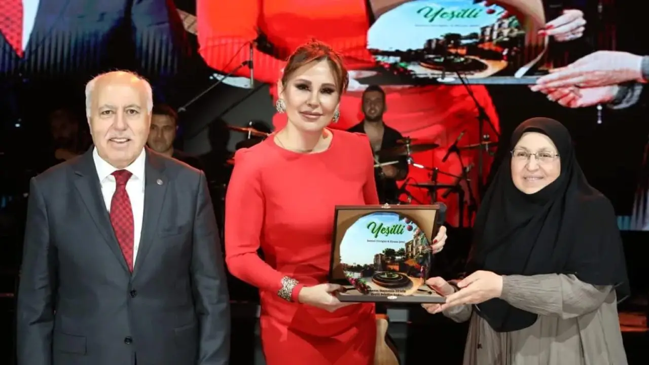 Mardin Yeşilli Kiraz Festivali’ne, Funda Ararlı final