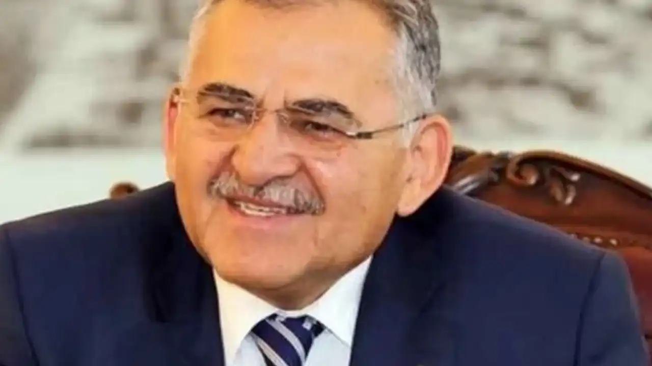 Memduh Büyükkılıç’tan 19 Kayseri firmasına ‘ilk 1000’ tebriği