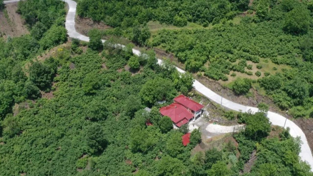 Ordu ile Tokat’ı bağlayan yolda beton çalışması