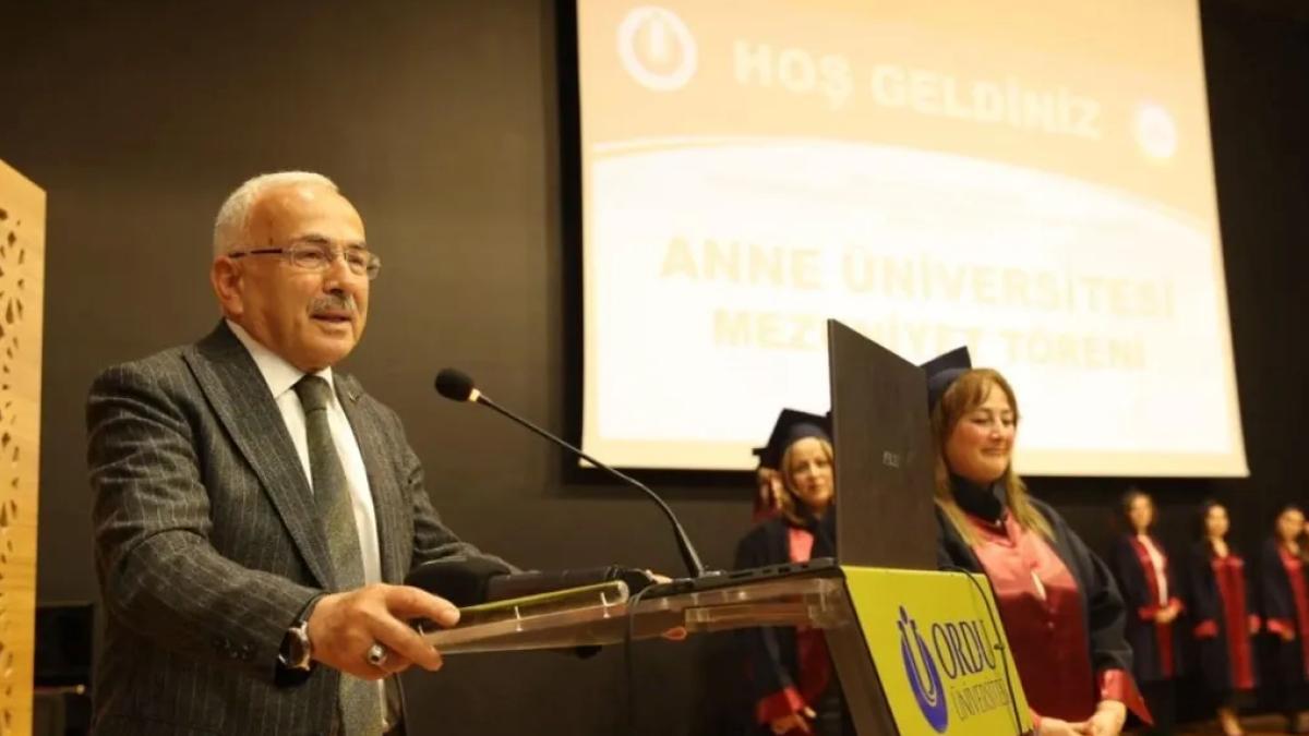 Ordu’da Anne Üniversitesi’nde ikinci dönem mezuniyet sevinci