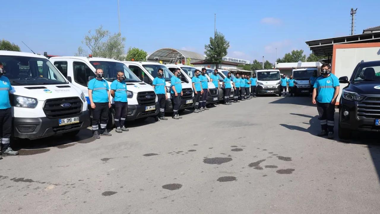 Sakarya Büyükşehir’den 23 kişilik özel haşere timi
