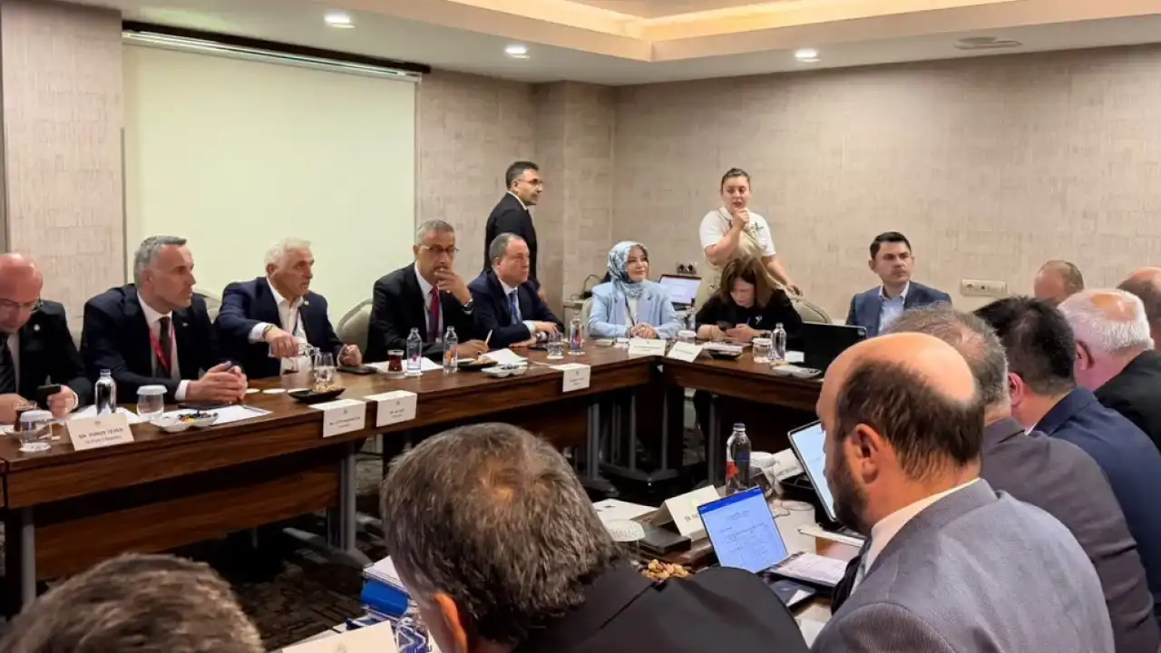 Sakarya’nın yatırımları masaya yatırıldı