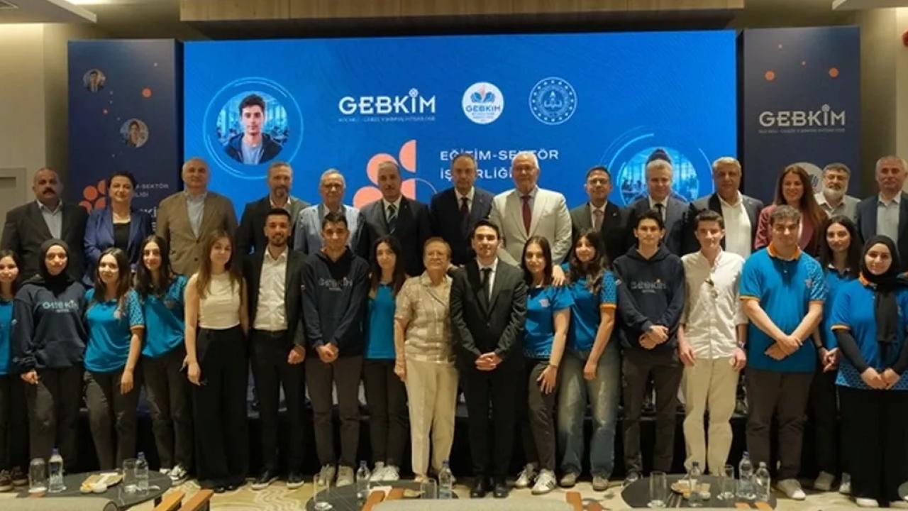 Sanayinin aradığı insan kaynağı GEBKİM’le yetişiyor