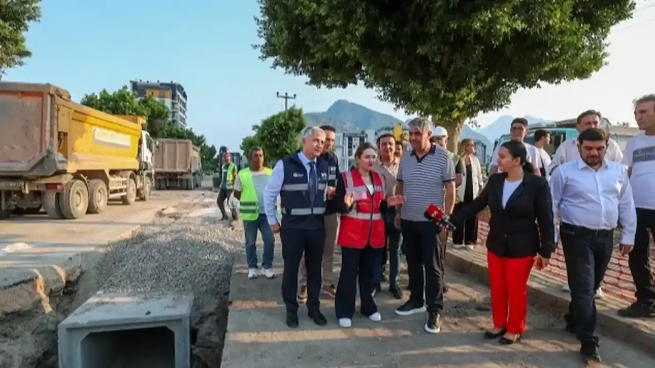 Antalya Konyaaltı’ndaki altyapı yatırımlarına sıkı denetim