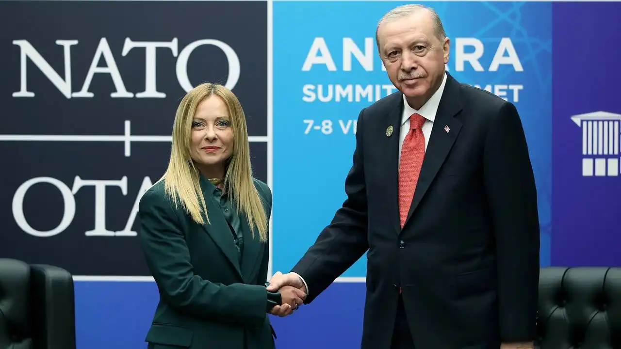 Cumhurbaşkanı Erdoğan, Meloni ile bir araya geldi