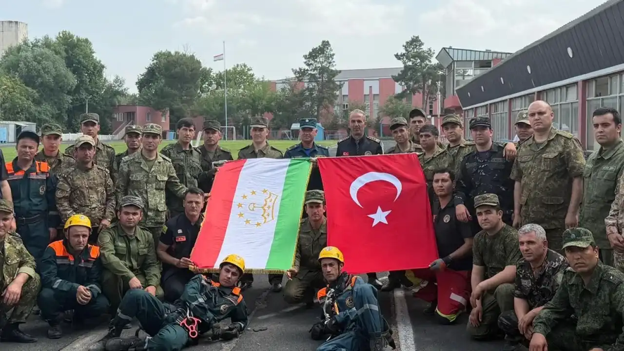 Konya Büyükşehir’den Tacikistan’da yüksek katlı yapılara müdahale eğitimi