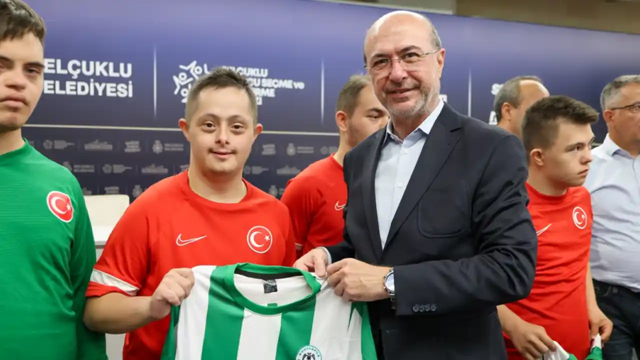Konya’da Başkan Pekyatırmacı Down Sendromlu Milli Takımla buluştu