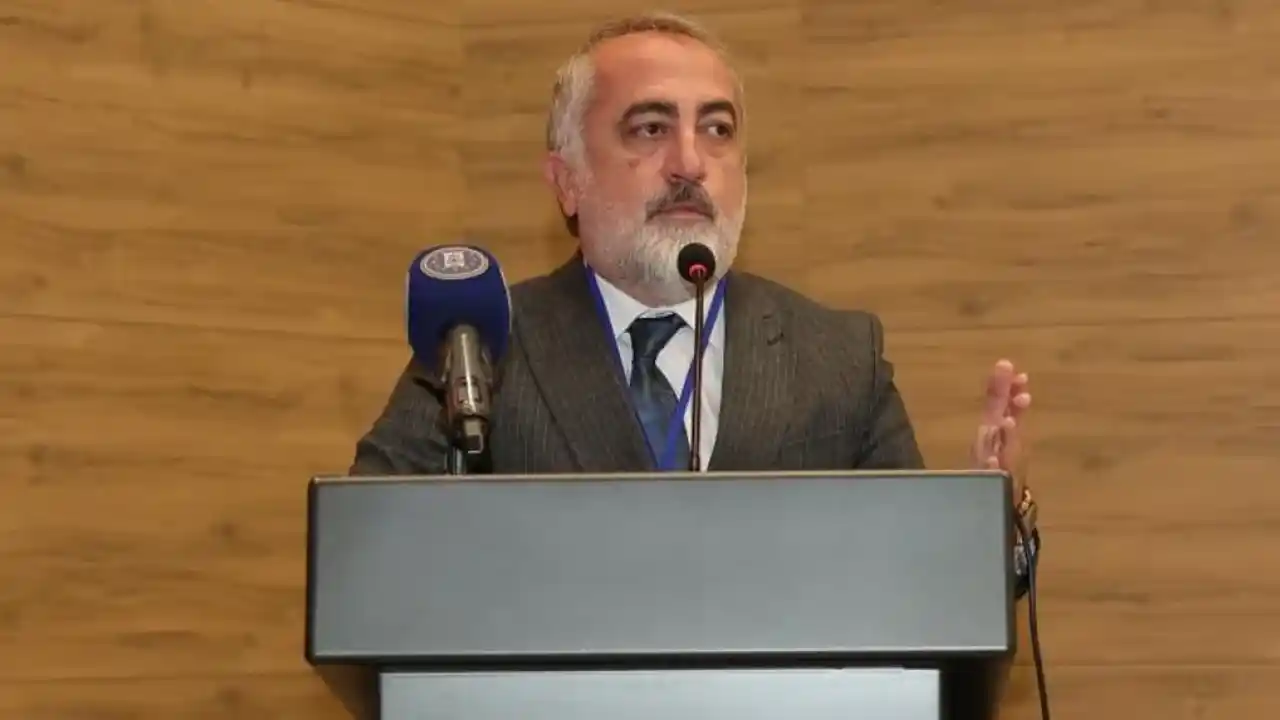 Kütahya Kent Konseyi’nde Bülent Cebeci güven tazeledi