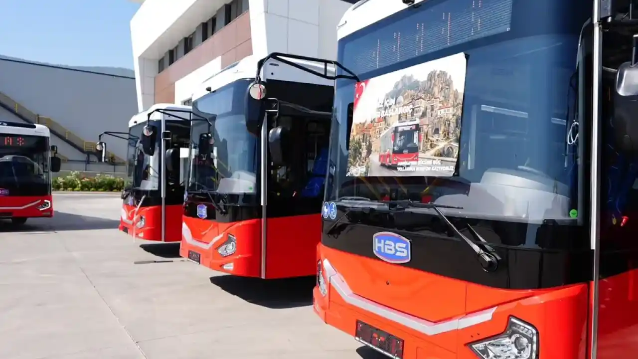 Manisa’nın ulaşım filosunu 15 yeni otobüs