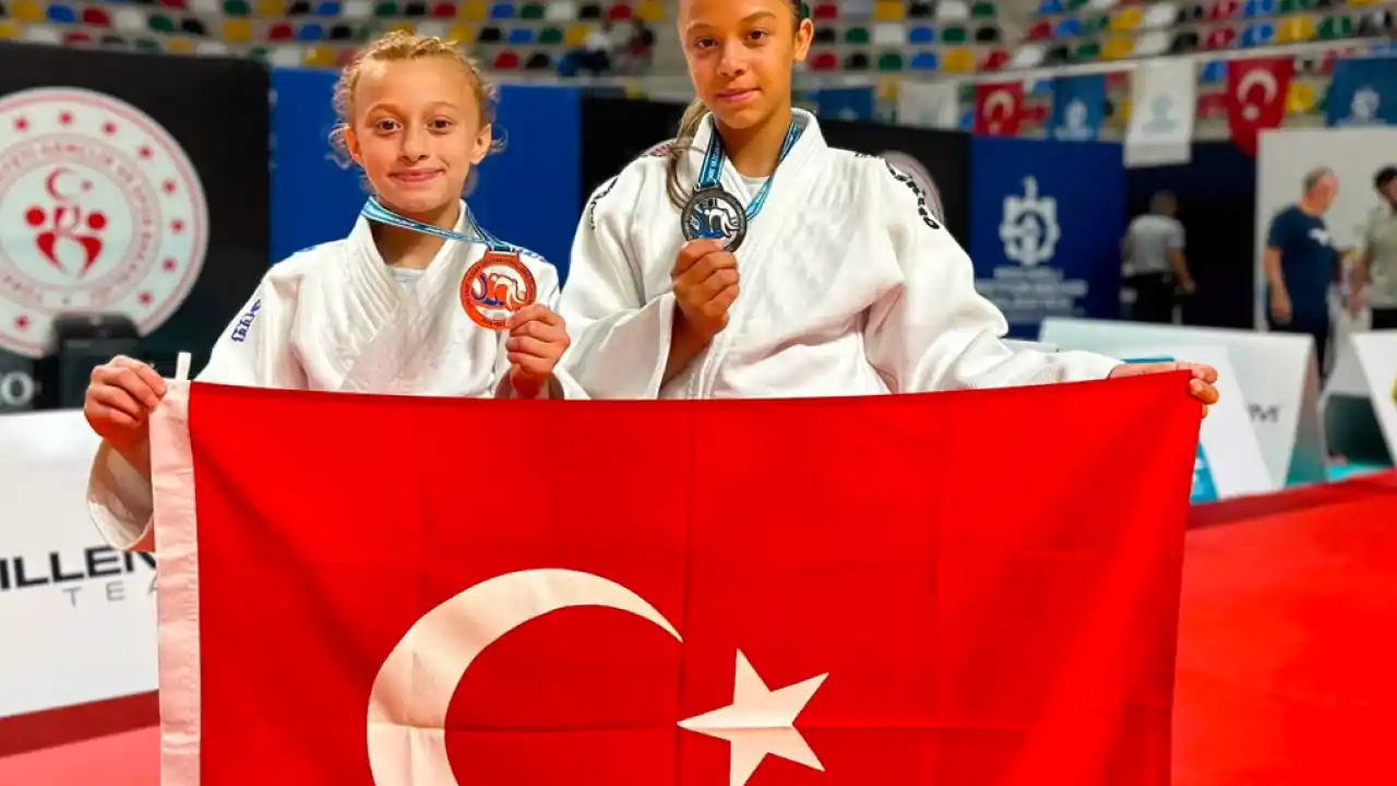 Sakaryalı sporcular judo ve güreşte kürsünün sahibi oldu