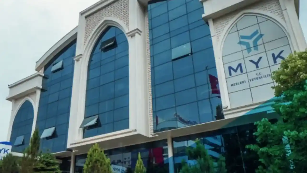 8 mesleğe daha ulusal standart geldi