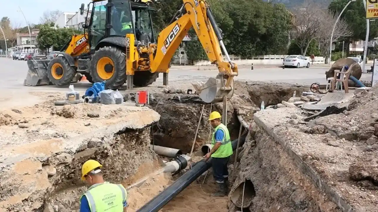 Antalya Kemer’in kanalizasyon altyapısı yenileniyor
