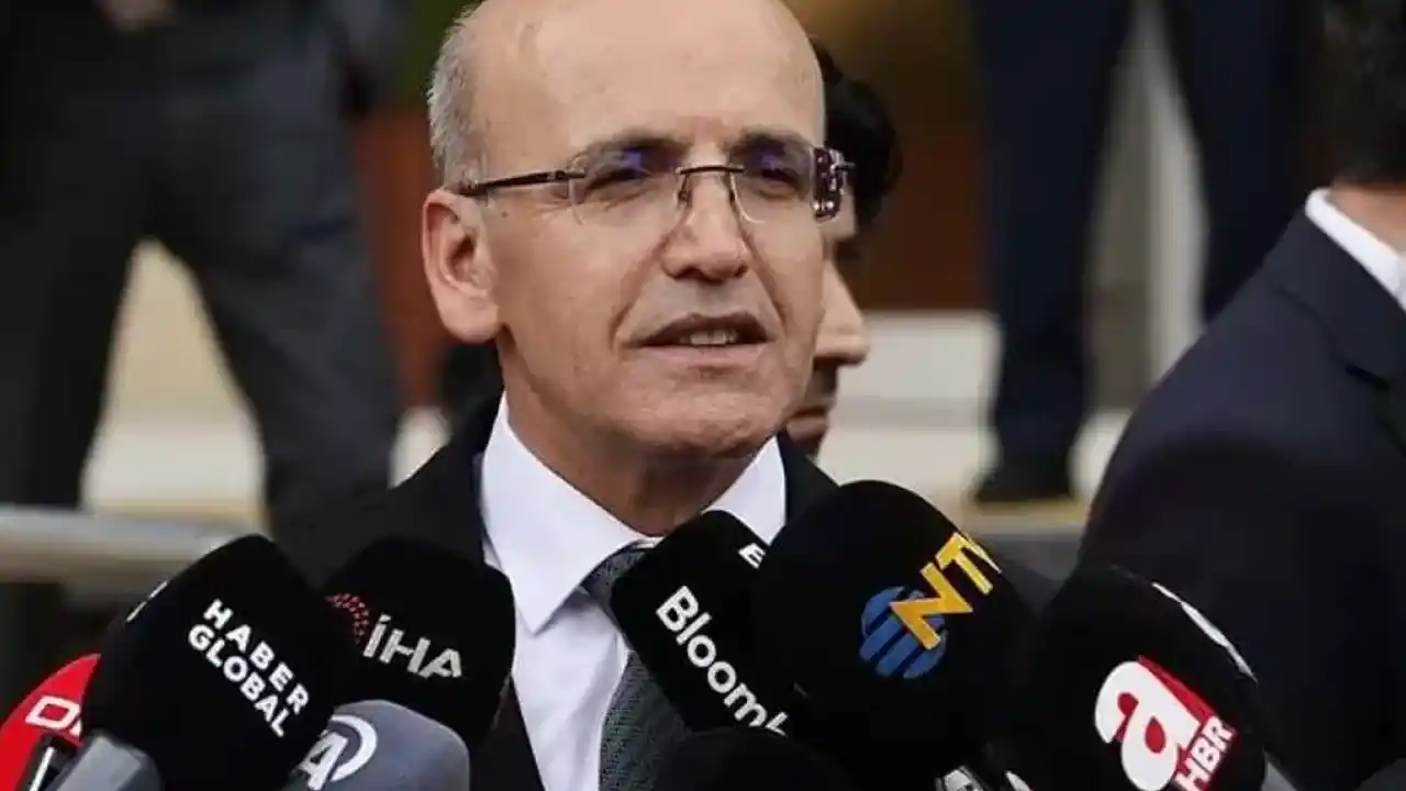 Bakan Şimşek: Sanayi üretimi ikinci çeyrekte yüzde 1,9 büyüdü