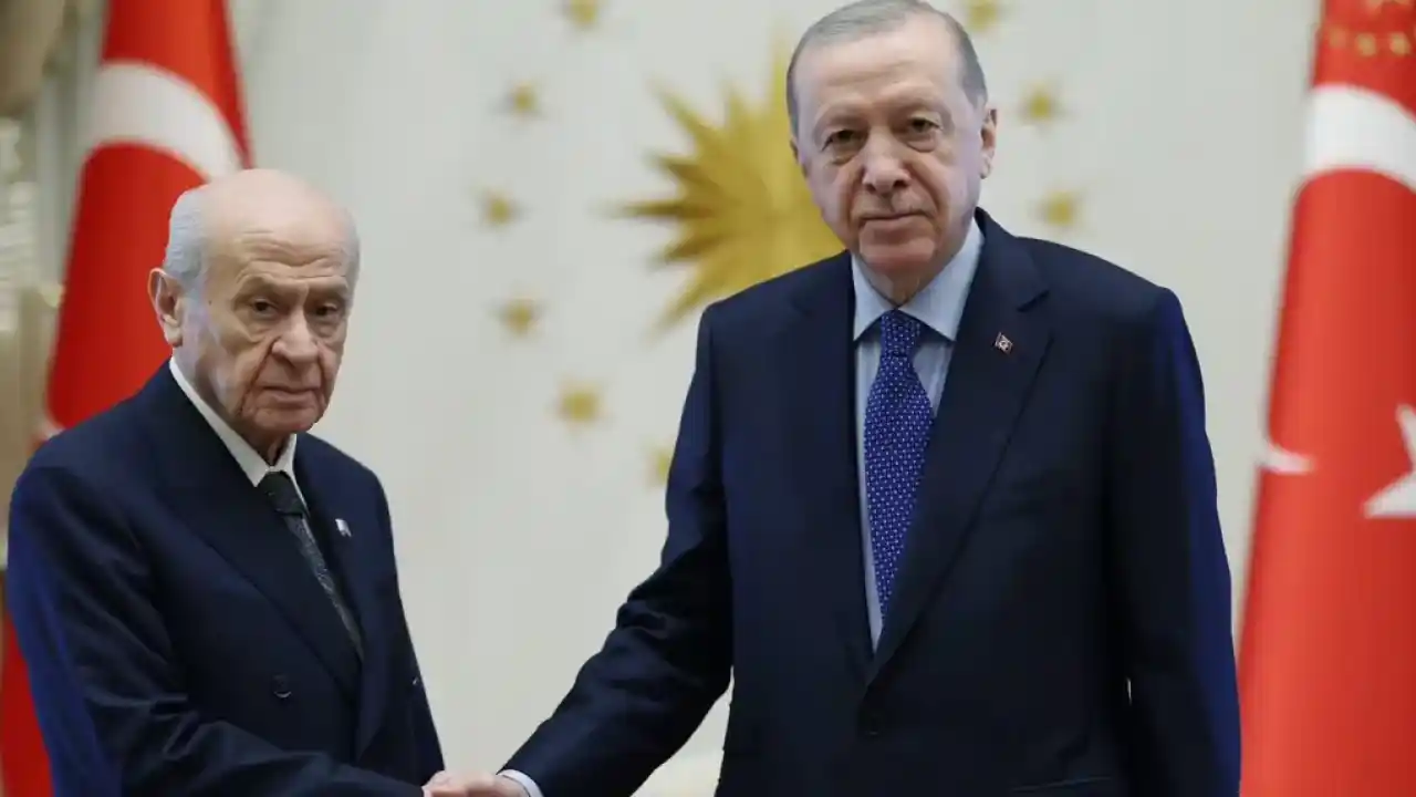 Cumhurbaşkanı Erdoğan, Bahçeli’yi Külliye’de kabul etti