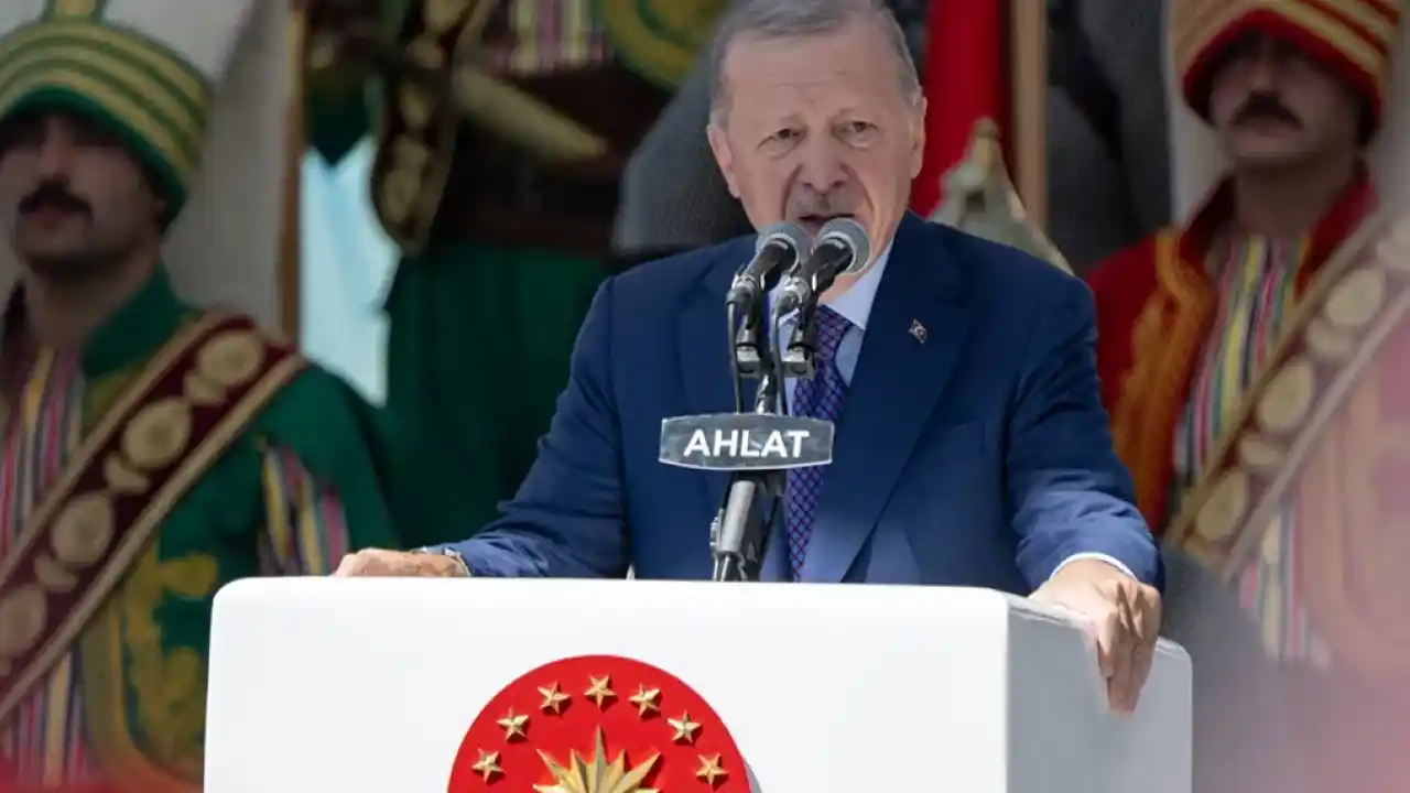 Cumhurbaşkanı Erdoğan’dan Ahlat’ta mesaj… Terörsüz Türkiye’de yeni dönem başlayacak